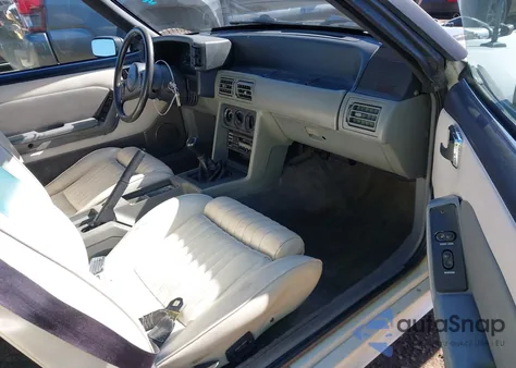 1988 Ford Mustang Lx z USA, uszkodzony, nr VIN 1FABP44E7JF282630